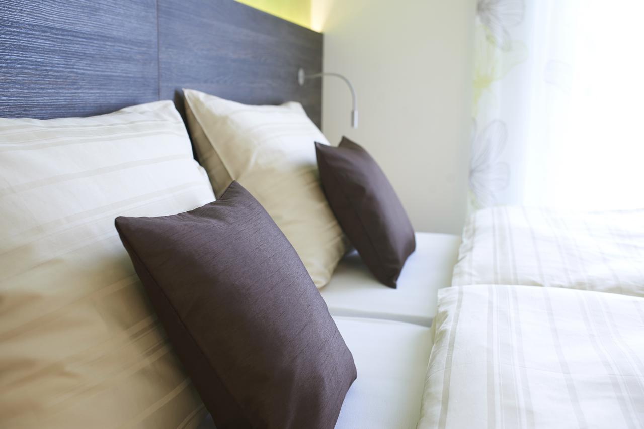 Eee Hotel Traun Εξωτερικό φωτογραφία