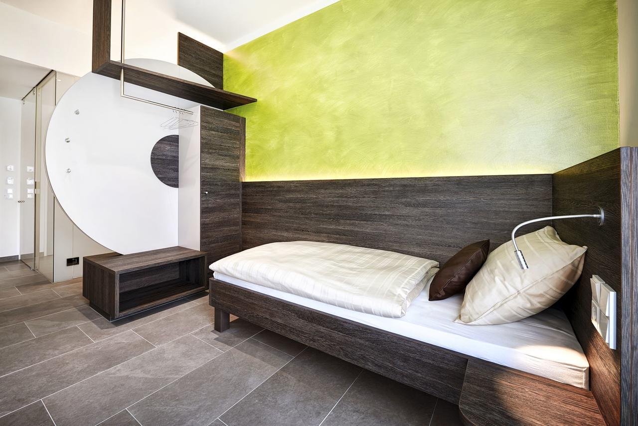 Eee Hotel Traun Εξωτερικό φωτογραφία