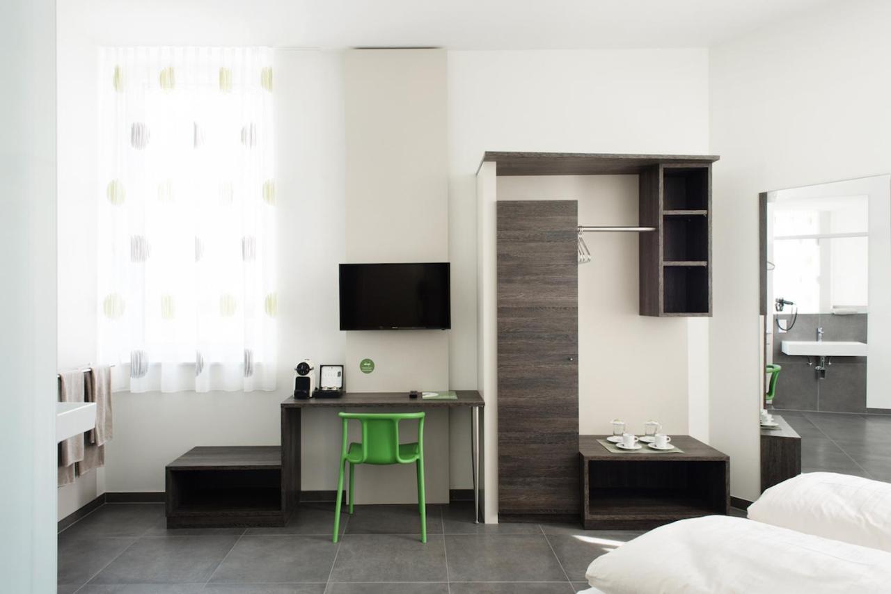Eee Hotel Traun Εξωτερικό φωτογραφία