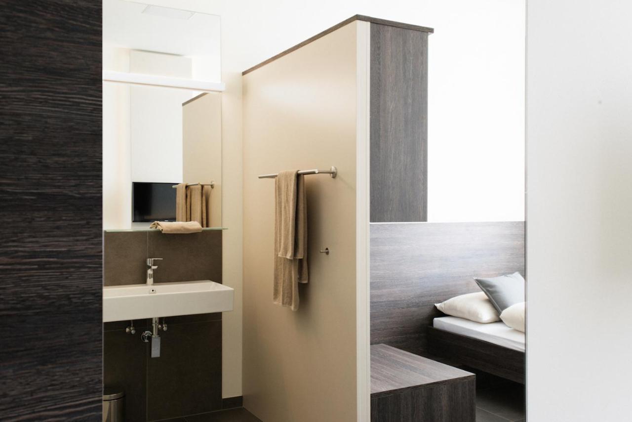 Eee Hotel Traun Εξωτερικό φωτογραφία