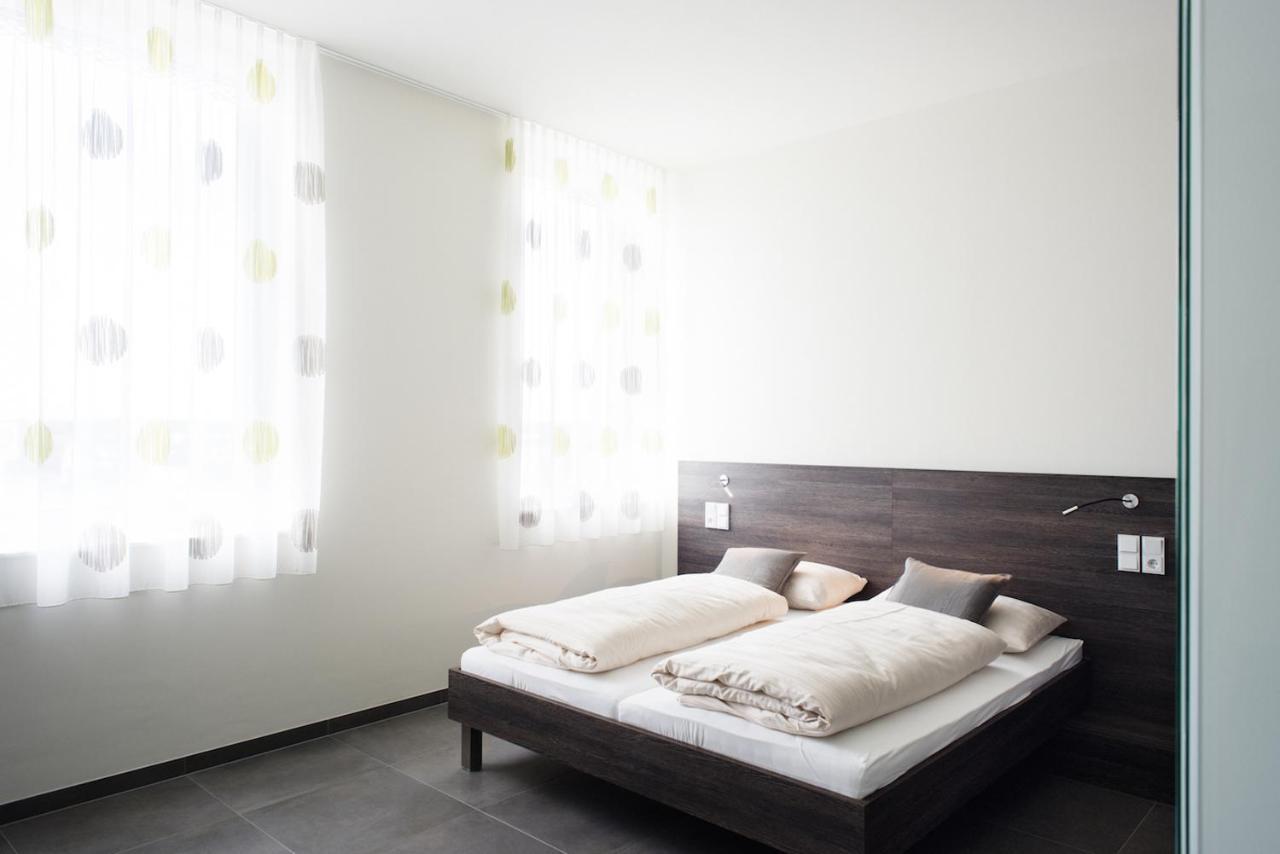Eee Hotel Traun Εξωτερικό φωτογραφία