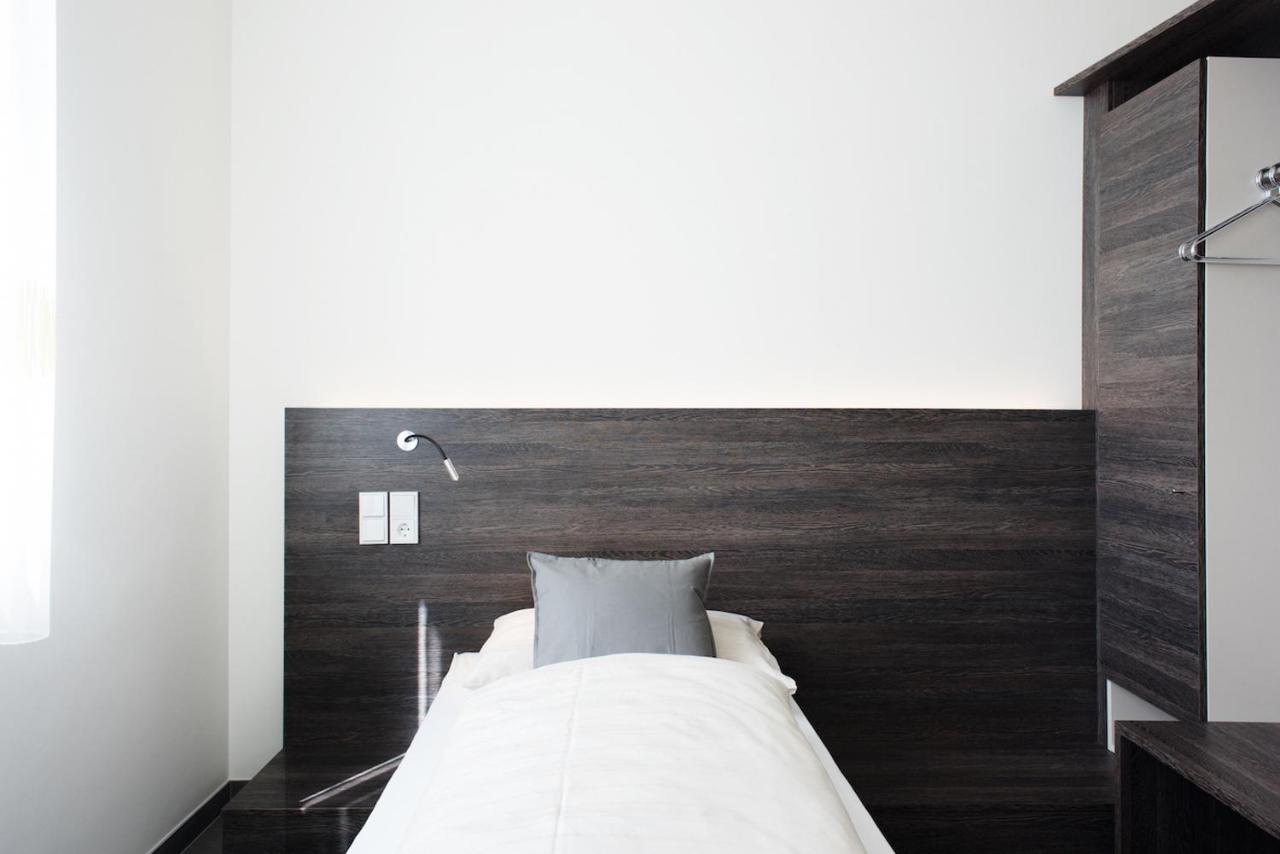 Eee Hotel Traun Εξωτερικό φωτογραφία