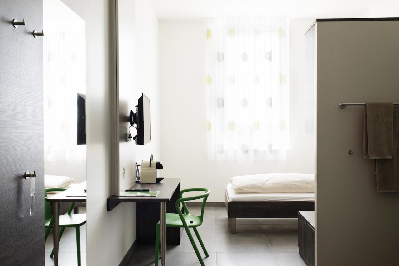 Eee Hotel Traun Εξωτερικό φωτογραφία